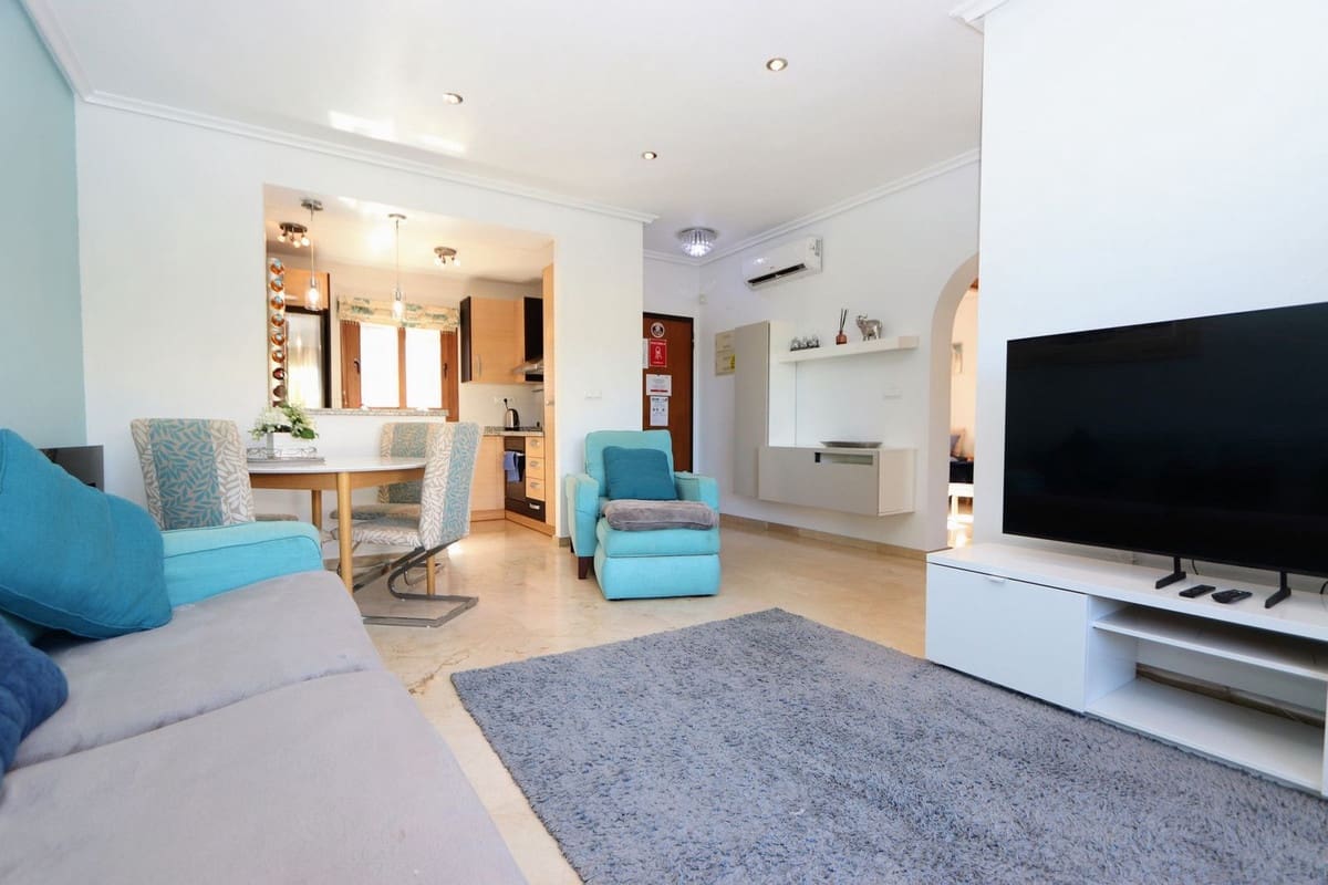 2 soveværelse Lejlighed til salg i Las Ramblas Golf med swimmingpool - € 210.000 (Ref: 10090485)