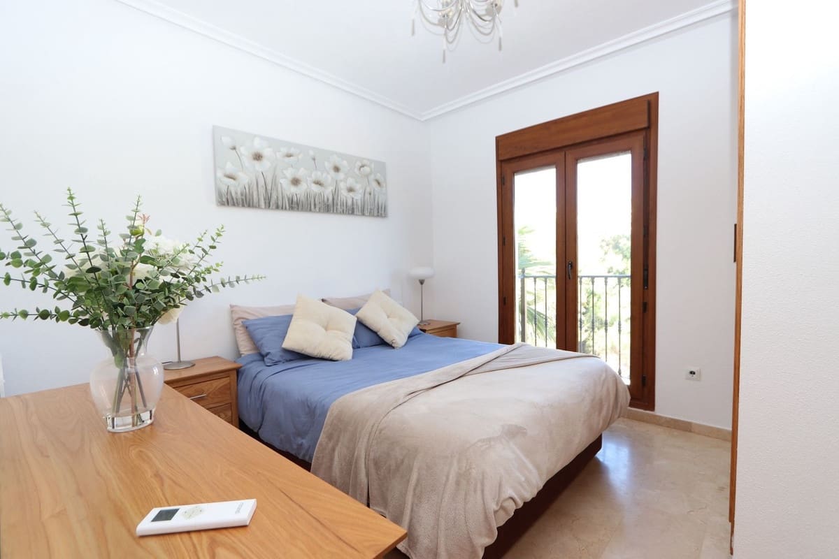 2 soveværelse Lejlighed til salg i Las Ramblas Golf med swimmingpool - € 210.000 (Ref: 10090485)