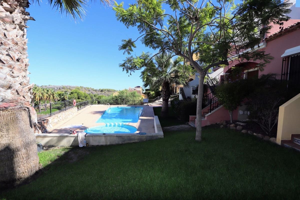 2 soveværelse Lejlighed til salg i Las Ramblas Golf med swimmingpool - € 210.000 (Ref: 10090485)