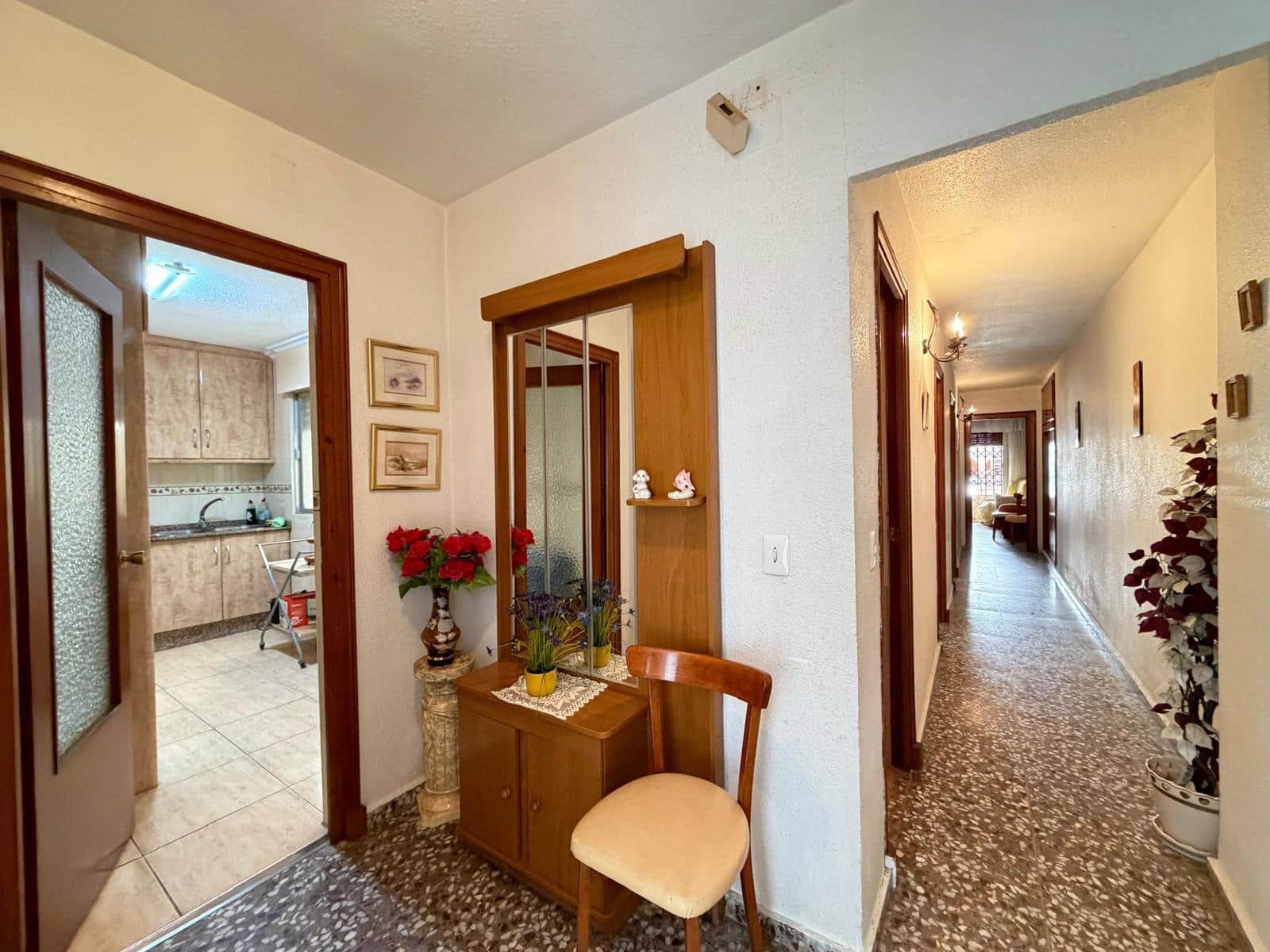 3 quarto Apartamento para venda em Torrevieja - 169 900 € (Ref: 10090493)
