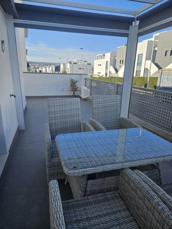 4 sovrum Semi-fristående Villa till salu i Torrevieja med pool - 535 000 € (Ref: 10090525)