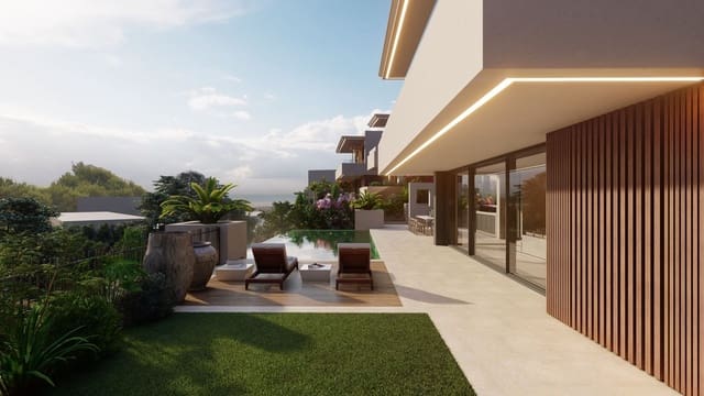 5 soveværelse Villa til salg i Los Monteros, Marbella med swimmingpool garage - € 4.200.000 (Ref: 10090528)