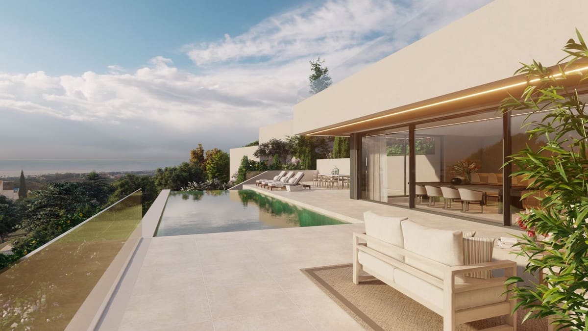 6 sypialnia Willa na sprzedaż w Los Monteros z basenem - 4 800 000 € (Ref: 10090529)