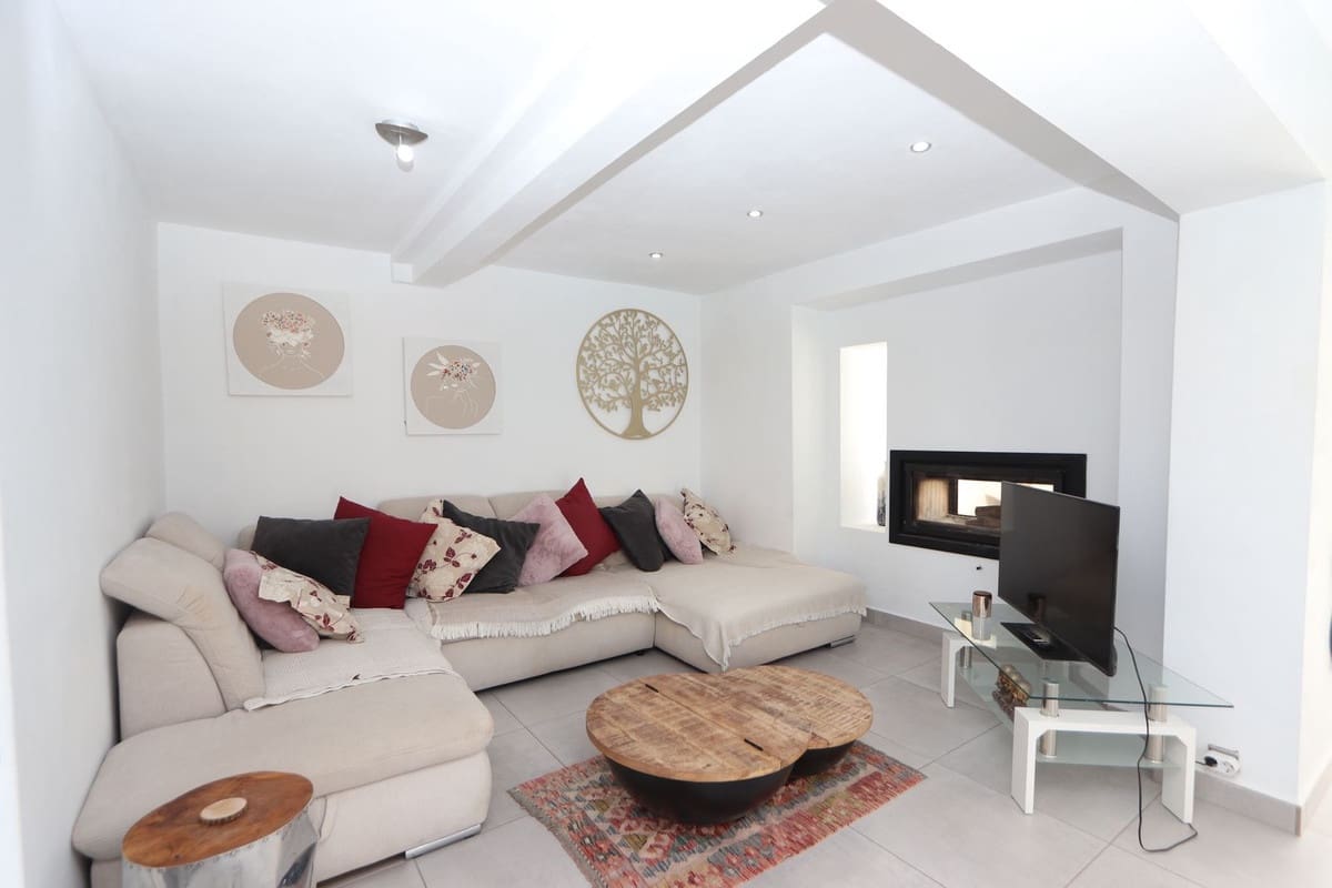 4 soveværelse Villa til salg i Los Balcones med swimmingpool garage - € 525.000 (Ref: 10090530)