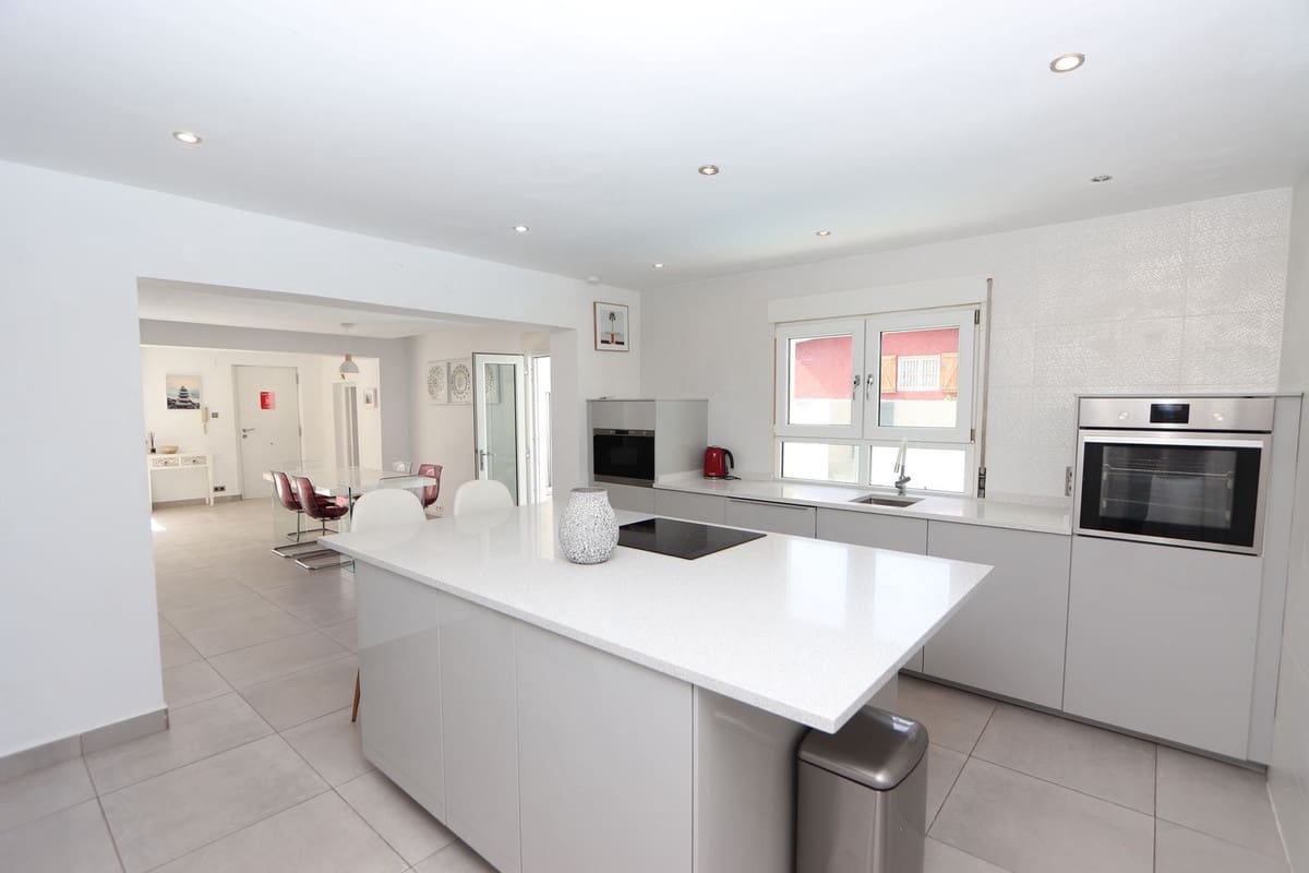 4 soveværelse Villa til salg i Los Balcones med swimmingpool garage - € 525.000 (Ref: 10090530)