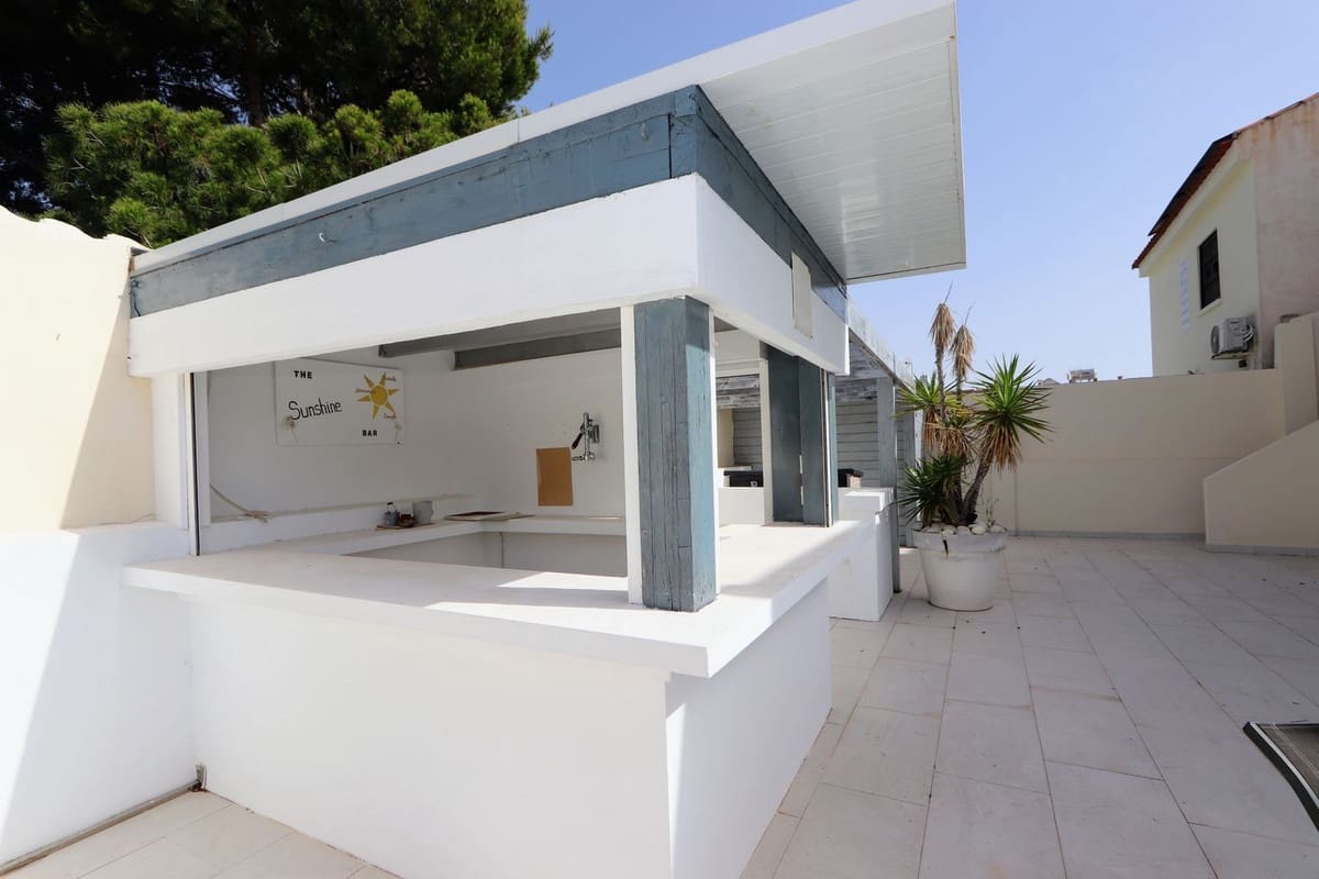 4 soveværelse Villa til salg i Los Balcones med swimmingpool garage - € 525.000 (Ref: 10090530)