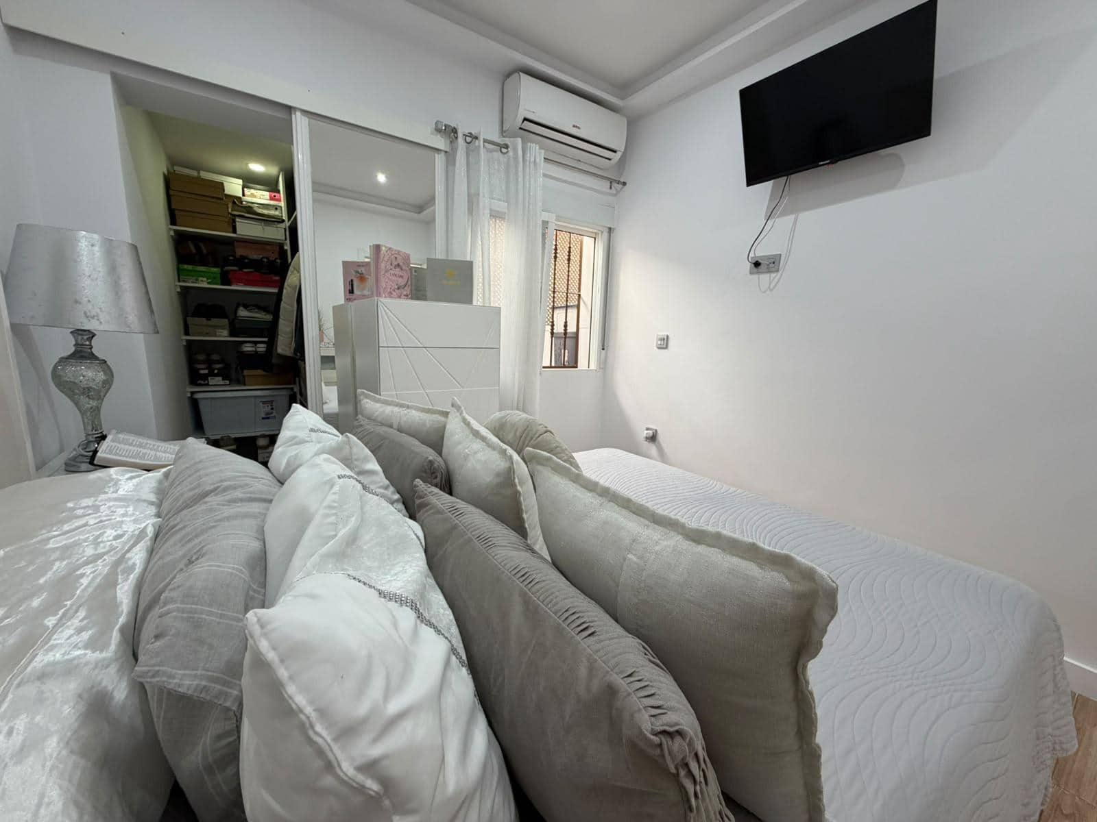 Casa de 2 habitaciones en Torrevieja en venta - 339.333 € (Ref: 10090532)