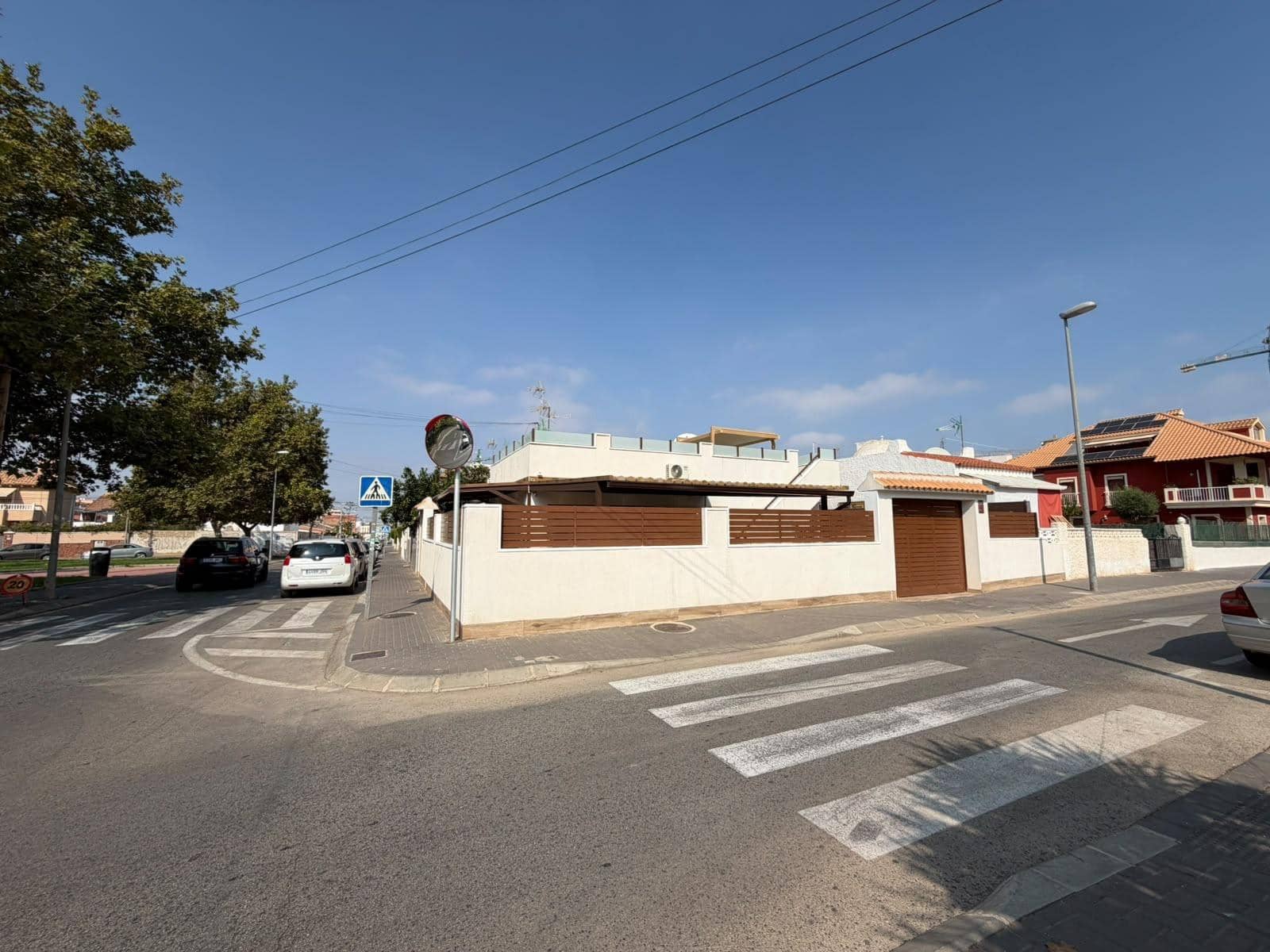 Casa de 2 habitaciones en Torrevieja en venta - 339.333 € (Ref: 10090532)