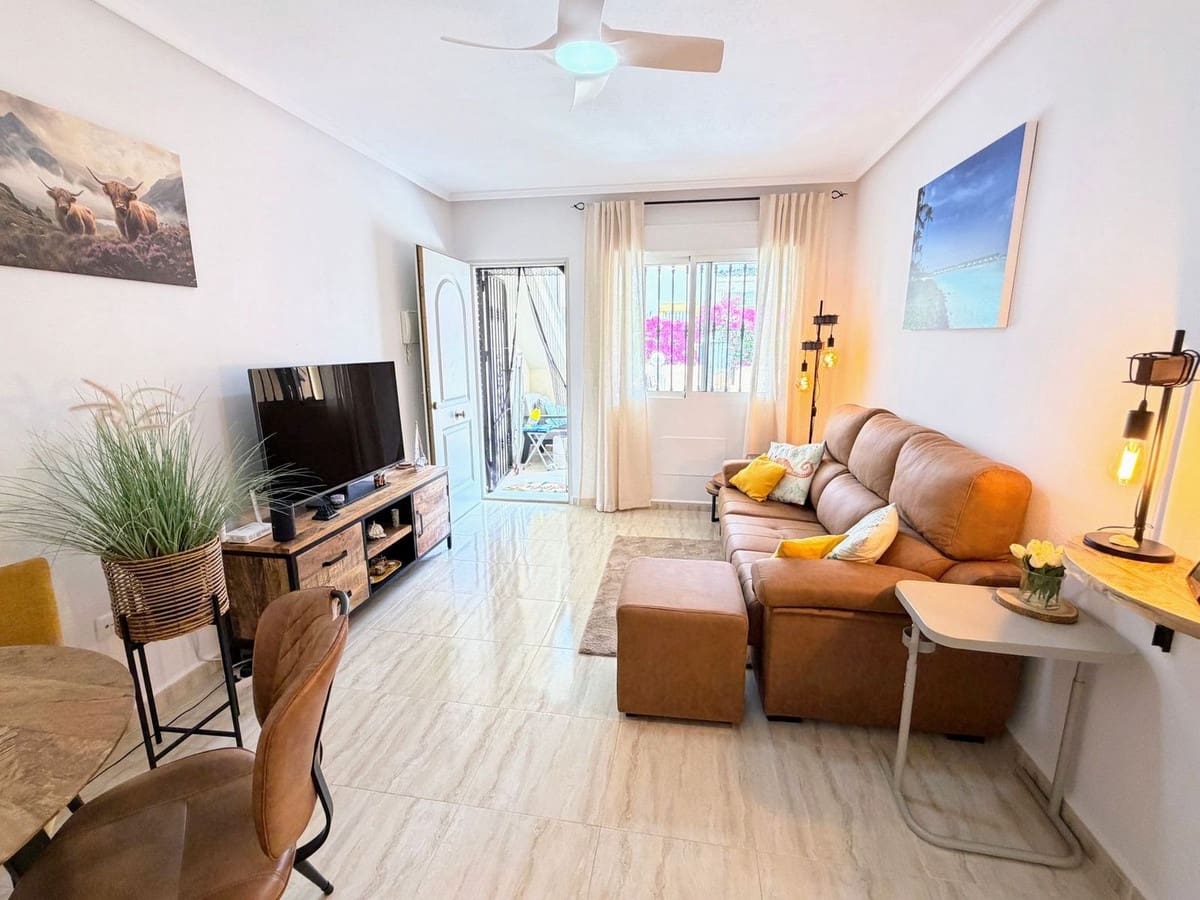 2 quarto Apartamento para venda em Villamartin com piscina garagem - 219 000 € (Ref: 10095049)