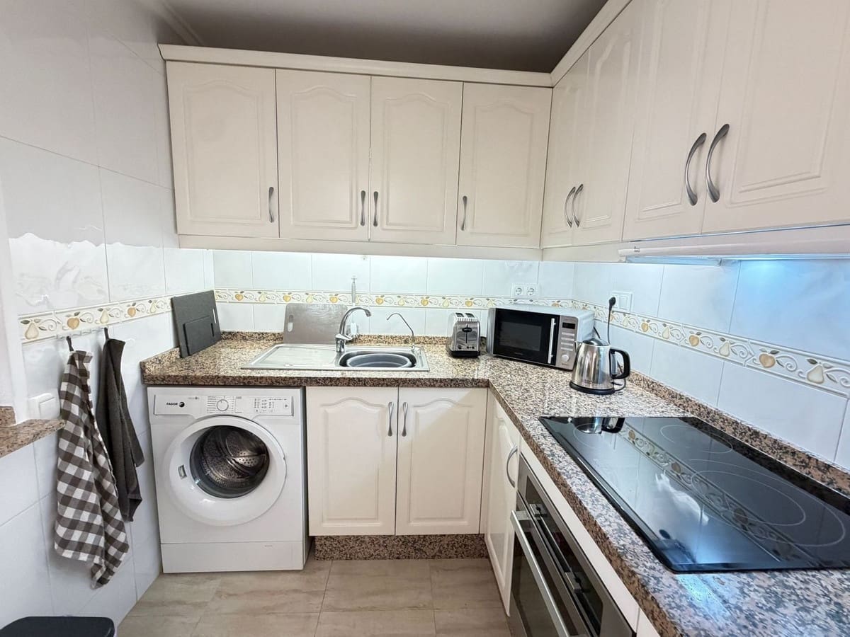 2 quarto Apartamento para venda em Villamartin com piscina garagem - 219 000 € (Ref: 10095049)