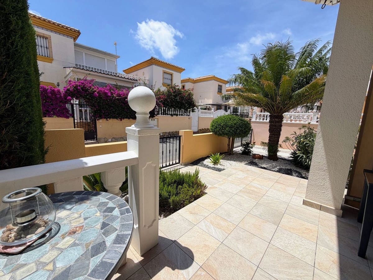 2 quarto Apartamento para venda em Villamartin com piscina garagem - 219 000 € (Ref: 10095049)