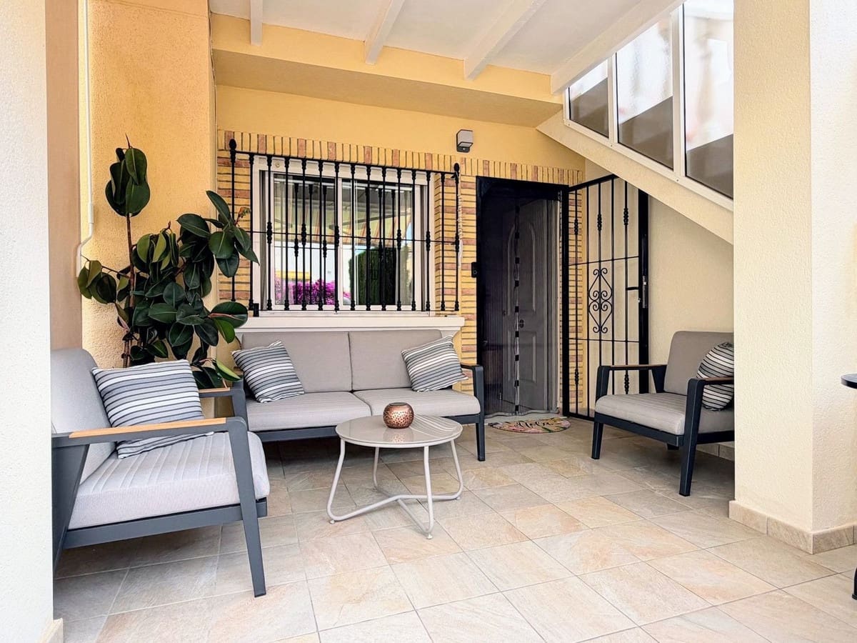 2 quarto Apartamento para venda em Villamartin com piscina garagem - 219 000 € (Ref: 10095049)