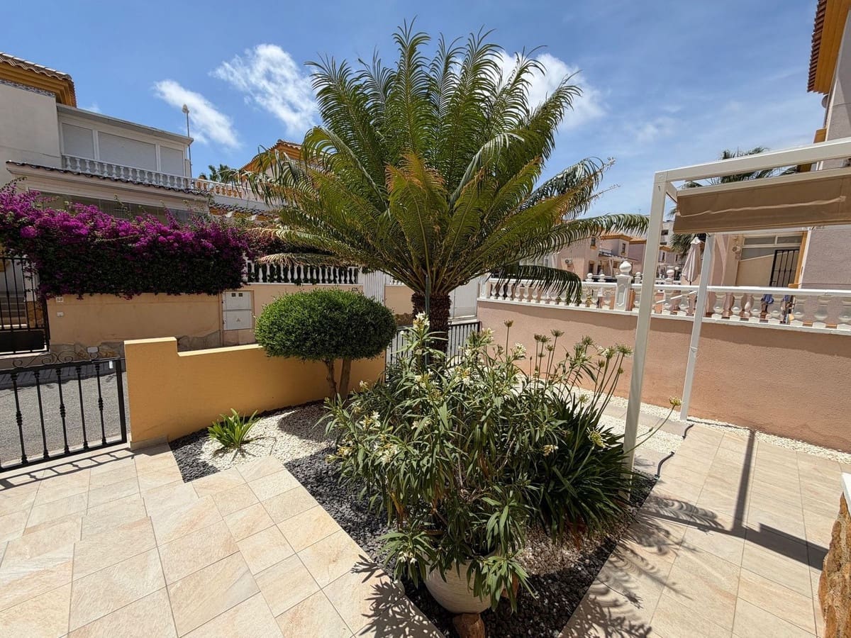 2 quarto Apartamento para venda em Villamartin com piscina garagem - 219 000 € (Ref: 10095049)