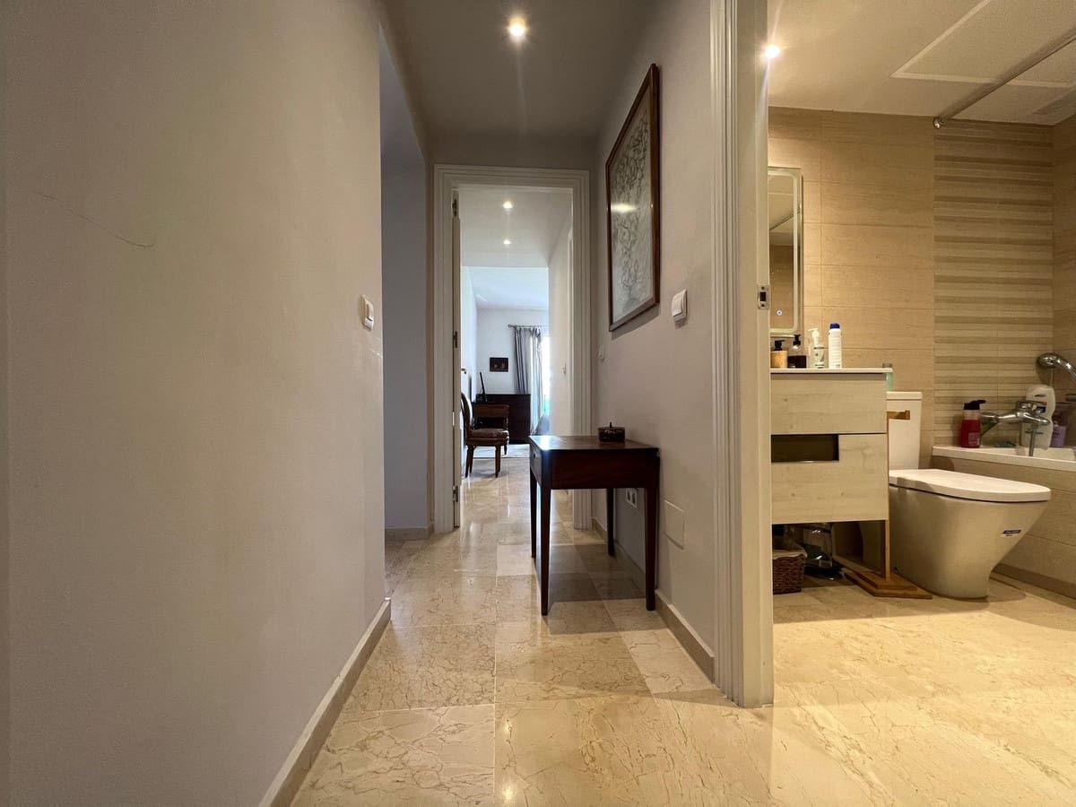 Apartamento de 2 habitaciones en Guadalmina en venta con piscina garaje - 430.000 € (Ref: 10095058)