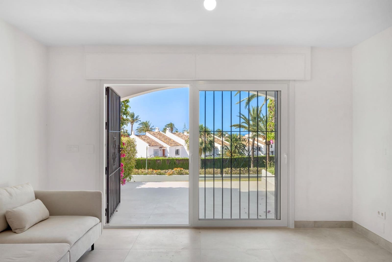 3 sovrum Lägenhet till salu i Marbella med pool garage - 895 000 € (Ref: 10095073)