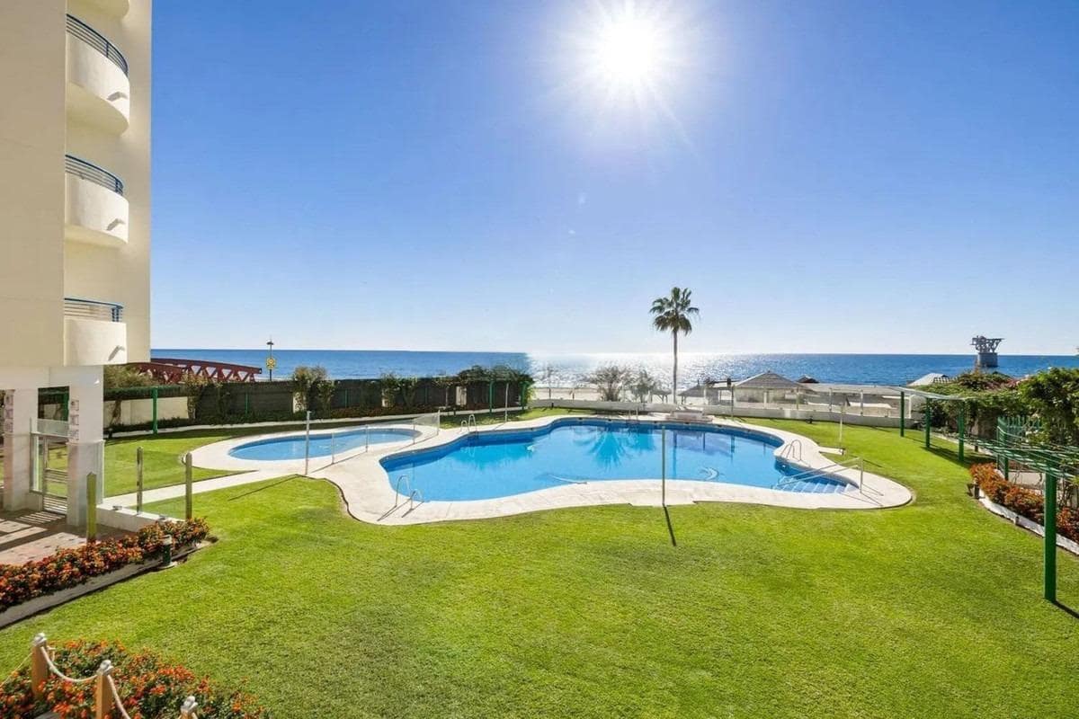 3 slaapkamer Appartement te koop in Marbella met zwembad - € 1.260.000 (Ref: 10095076)