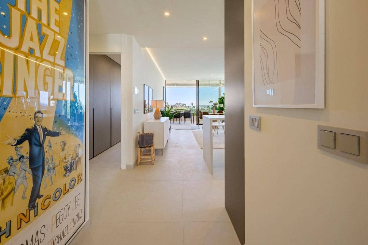 Apartamento de 2 habitaciones en Fuengirola en venta con piscina garaje - 699.000 € (Ref: 10095077)