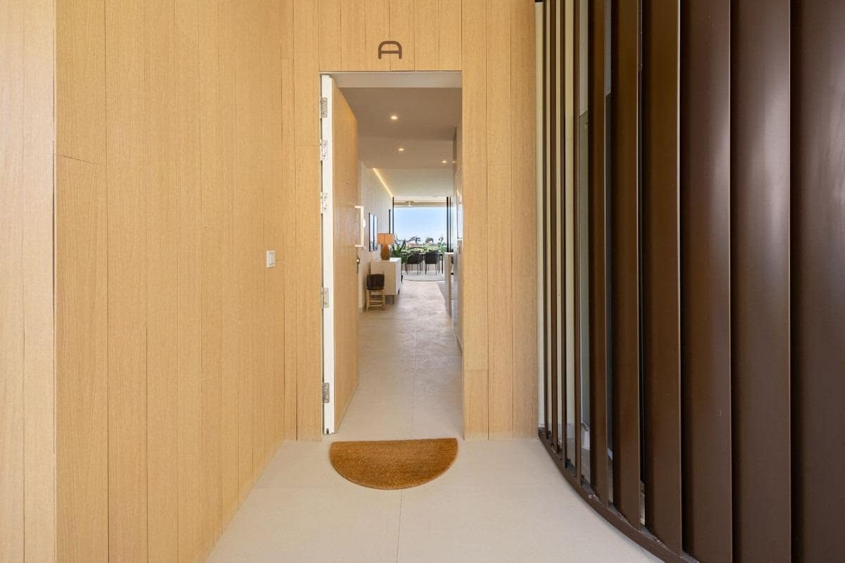 Apartamento de 2 habitaciones en Fuengirola en venta con piscina garaje - 699.000 € (Ref: 10095077)