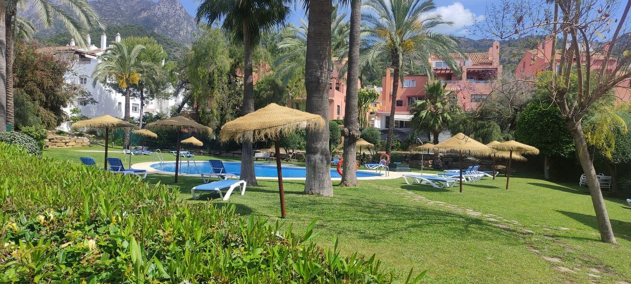 2 chambre Appartement à vendre à Marbella avec piscine garage - 475 000 € (Ref: 10095100)