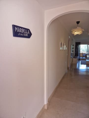 2 makuuhuone Huoneisto myytävänä paikassa Elviria, Marbella mukana uima-altaan 
autotalli - 375 000 € (Ref: 10095101)