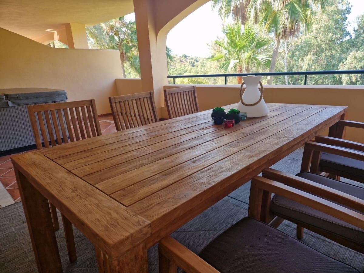 2 soverom Leilighet til salgs i Elviria med svømmebasseng garasje - € 375 000 (Ref: 10095101)