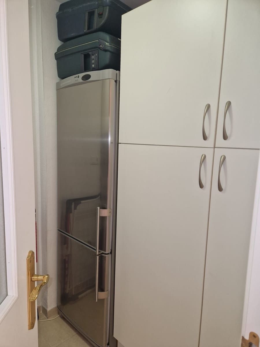 2 soverom Leilighet til salgs i Elviria med svømmebasseng garasje - € 375 000 (Ref: 10095101)
