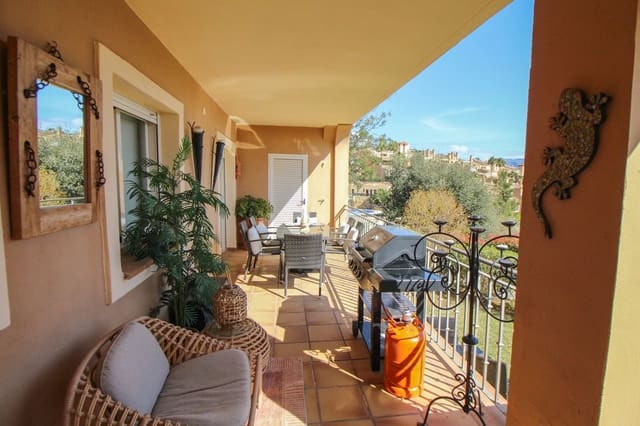 2 soveværelse Lejlighed til salg i Elviria, Marbella med swimmingpool - € 335.000 (Ref: 10095105)