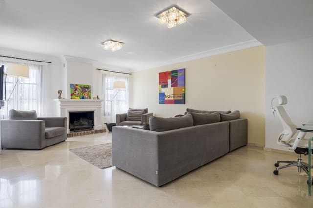 5 soveværelse Byhus til salg i Benahavís pueblo, Benahavís med swimmingpool garage - € 995.000 (Ref: 10095127)