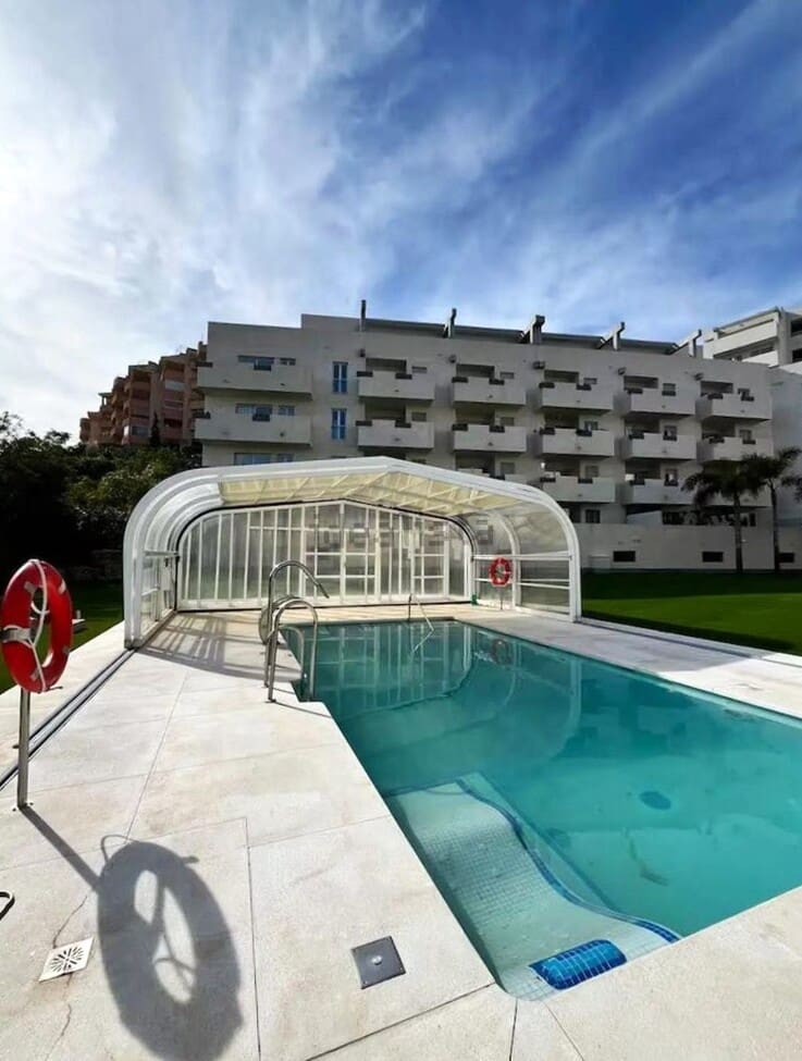 2 Zimmer Apartment zu verkaufen in Mijas Costa mit Pool Garage - 335.000 € (Ref: 10095181)