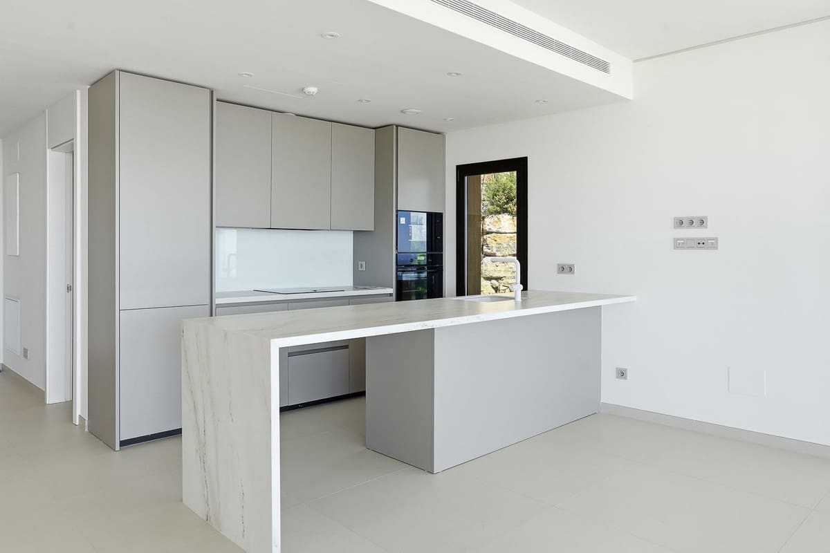 3 slaapkamer Appartement te koop in Fuengirola met zwembad garage - € 1.050.000 (Ref: 10095212)