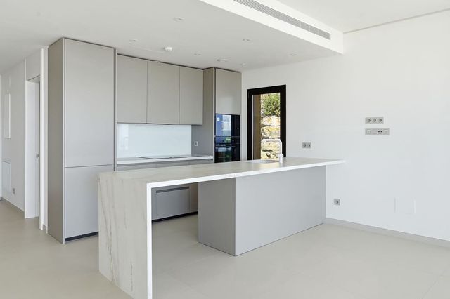 3 slaapkamer Appartement te koop in Fuengirola met zwembad garage - € 1.050.000 (Ref: 10095212)
