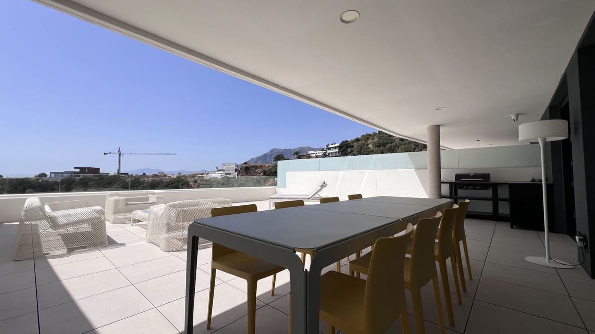 3 slaapkamer Appartement te koop in Los Monteros - € 735.000 (Ref: 10095214)