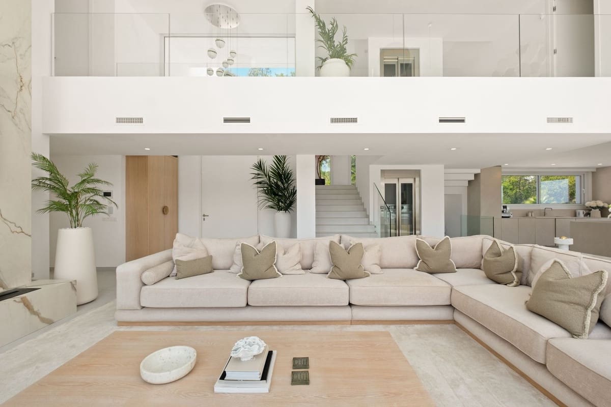 4 quarto Moradia para venda em La Mairena com piscina garagem - 2 899 000 € (Ref: 10095216)