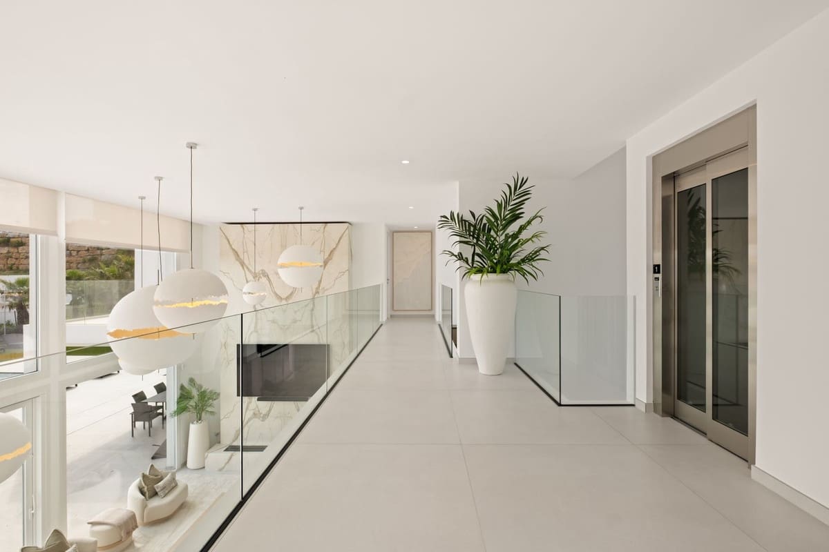 4 quarto Moradia para venda em La Mairena com piscina garagem - 2 899 000 € (Ref: 10095216)
