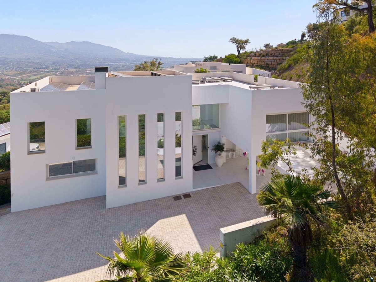 4 quarto Moradia para venda em La Mairena com piscina garagem - 2 899 000 € (Ref: 10095216)
