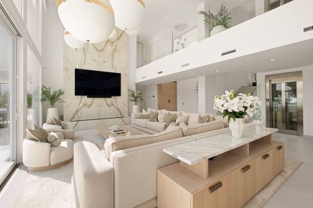 4 quarto Moradia para venda em La Mairena, Ojen com piscina garagem - 2 899 000 € (Ref: 10095216)