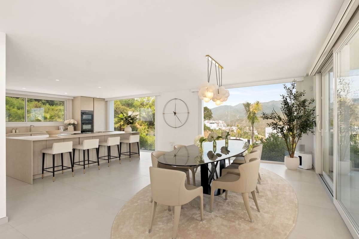 4 quarto Moradia para venda em La Mairena com piscina garagem - 2 899 000 € (Ref: 10095216)