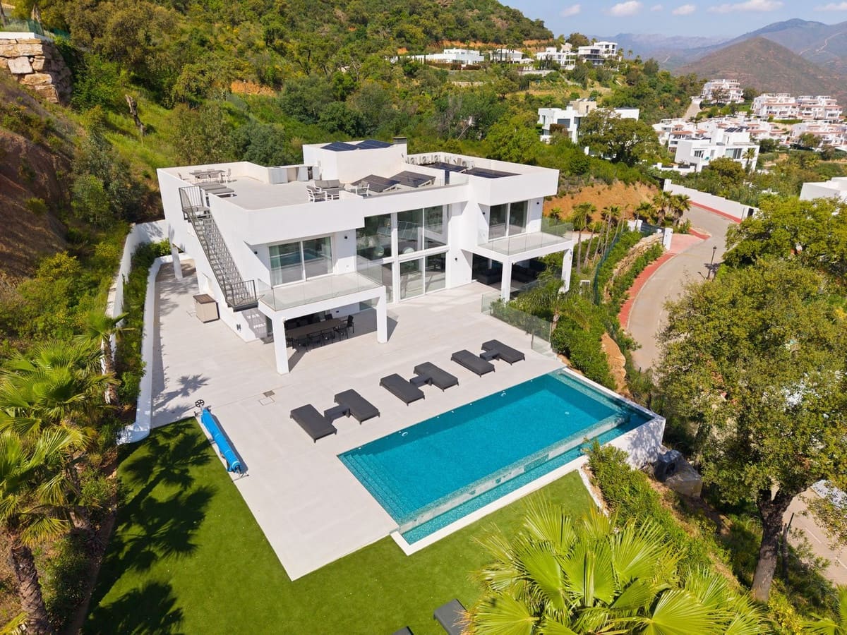 4 quarto Moradia para venda em La Mairena com piscina garagem - 2 899 000 € (Ref: 10095216)
