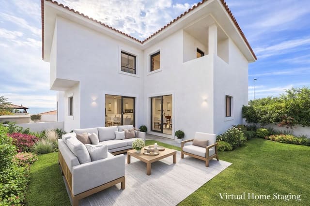 Pareado de 4 habitaciones en La Duquesa / Puerto de la Duquesa, Manilva en venta con garaje - 360.000 € (Ref: 10095241)