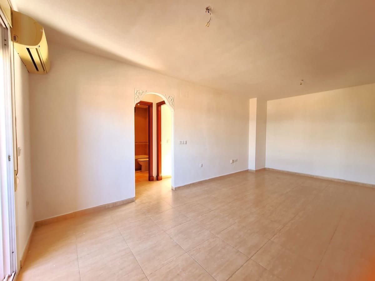 2 soverom Leilighet til salgs i San Luis de Sabinillas med garasje - € 265 000 (Ref: 10095255)