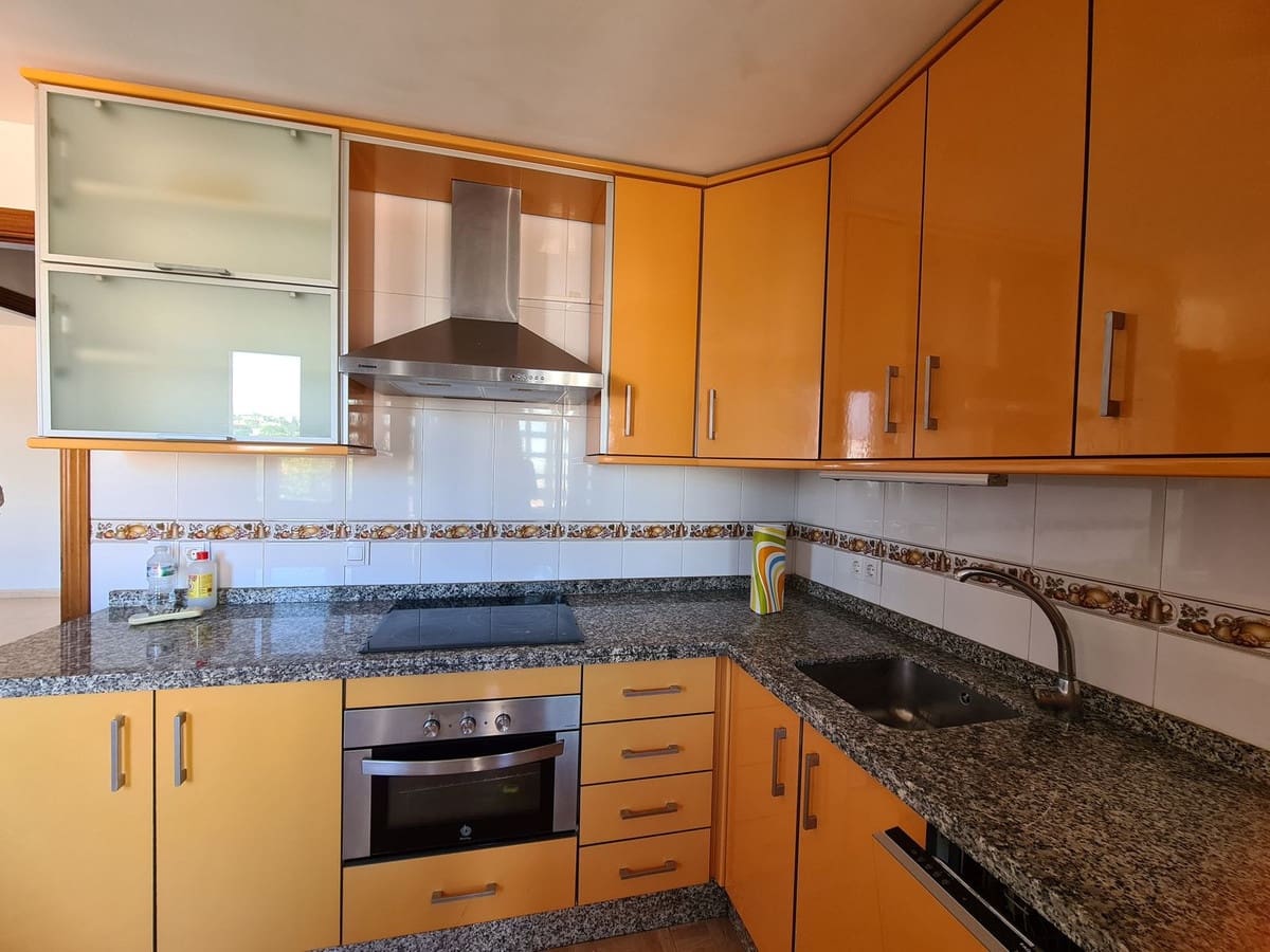 2 soverom Leilighet til salgs i San Luis de Sabinillas med garasje - € 265 000 (Ref: 10095255)