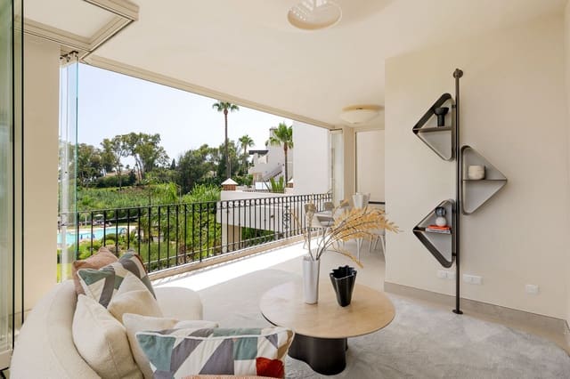 3 Zimmer Apartment zu verkaufen in El Velerín, Estepona mit Pool - 1.995.000 € (Ref: 10095273)