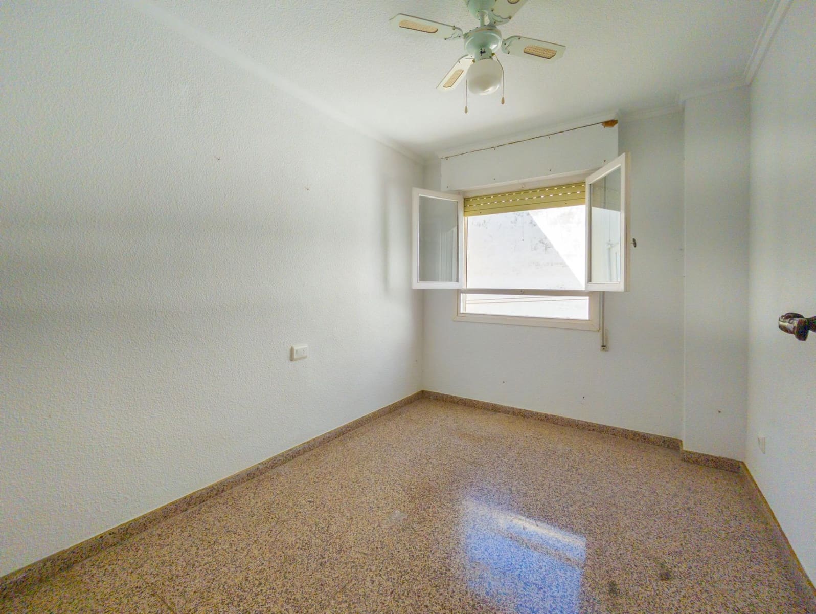 3 soverom Leilighet til salgs i Torrevieja med garasje - € 350 000 (Ref: 10095288)