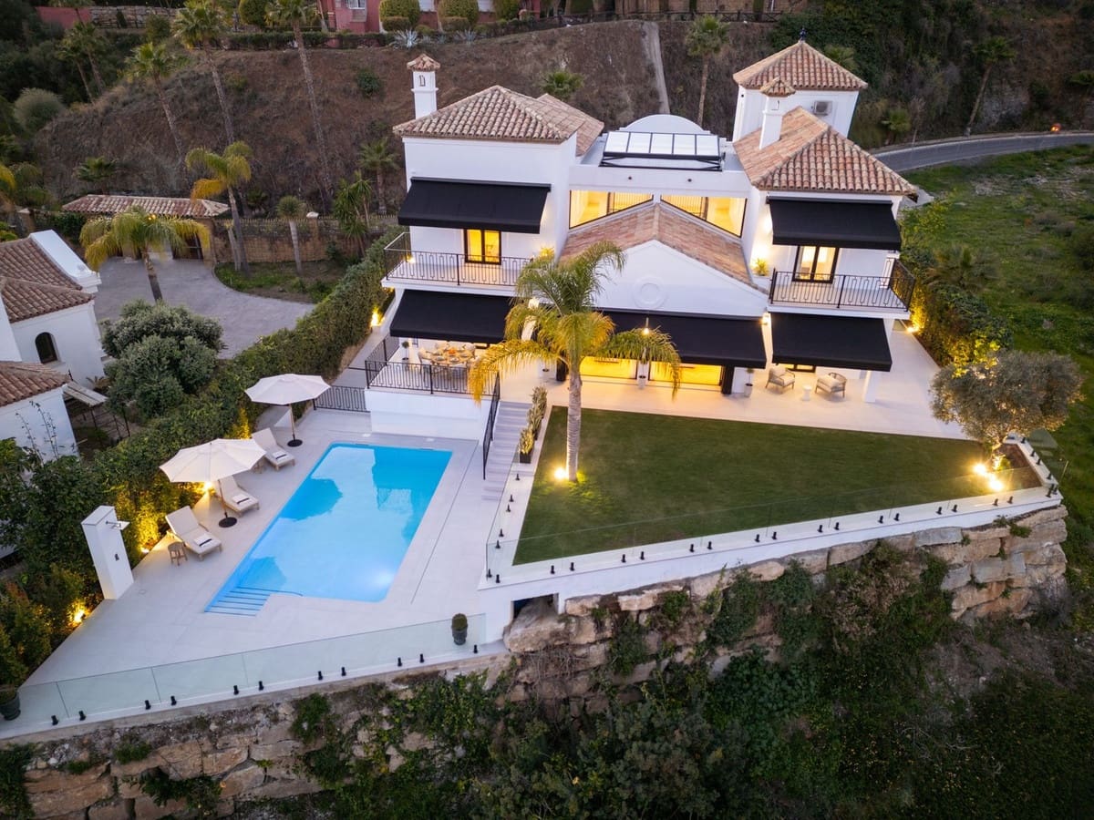 5 slaapkamer Villa te koop in La Quinta met zwembad garage - € 4.900.000 (Ref: 10095312)