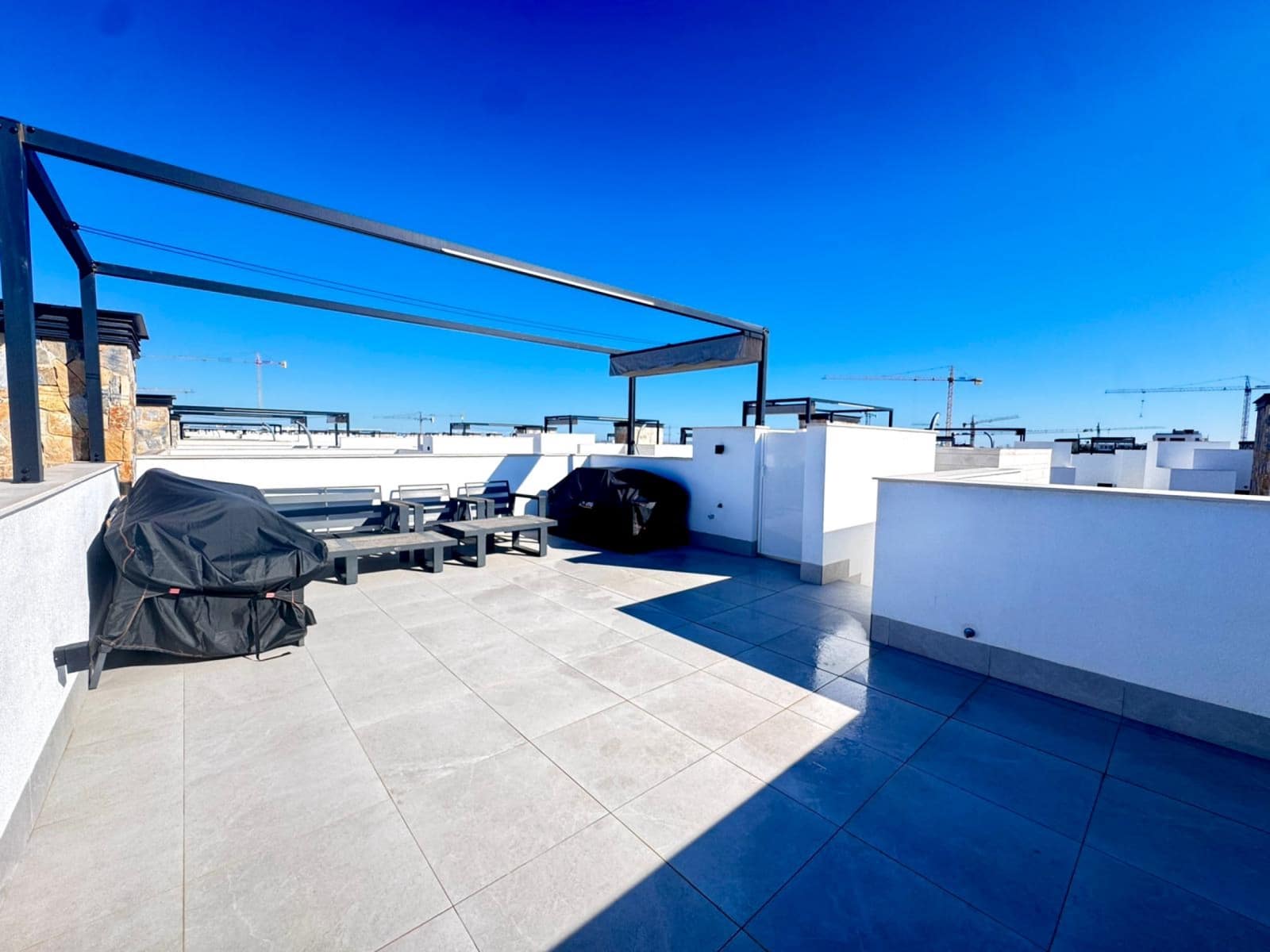 Chalet de 4 habitaciones en Torre-Pacheco en venta con piscina garaje - 530.000 € (Ref: 10095330)