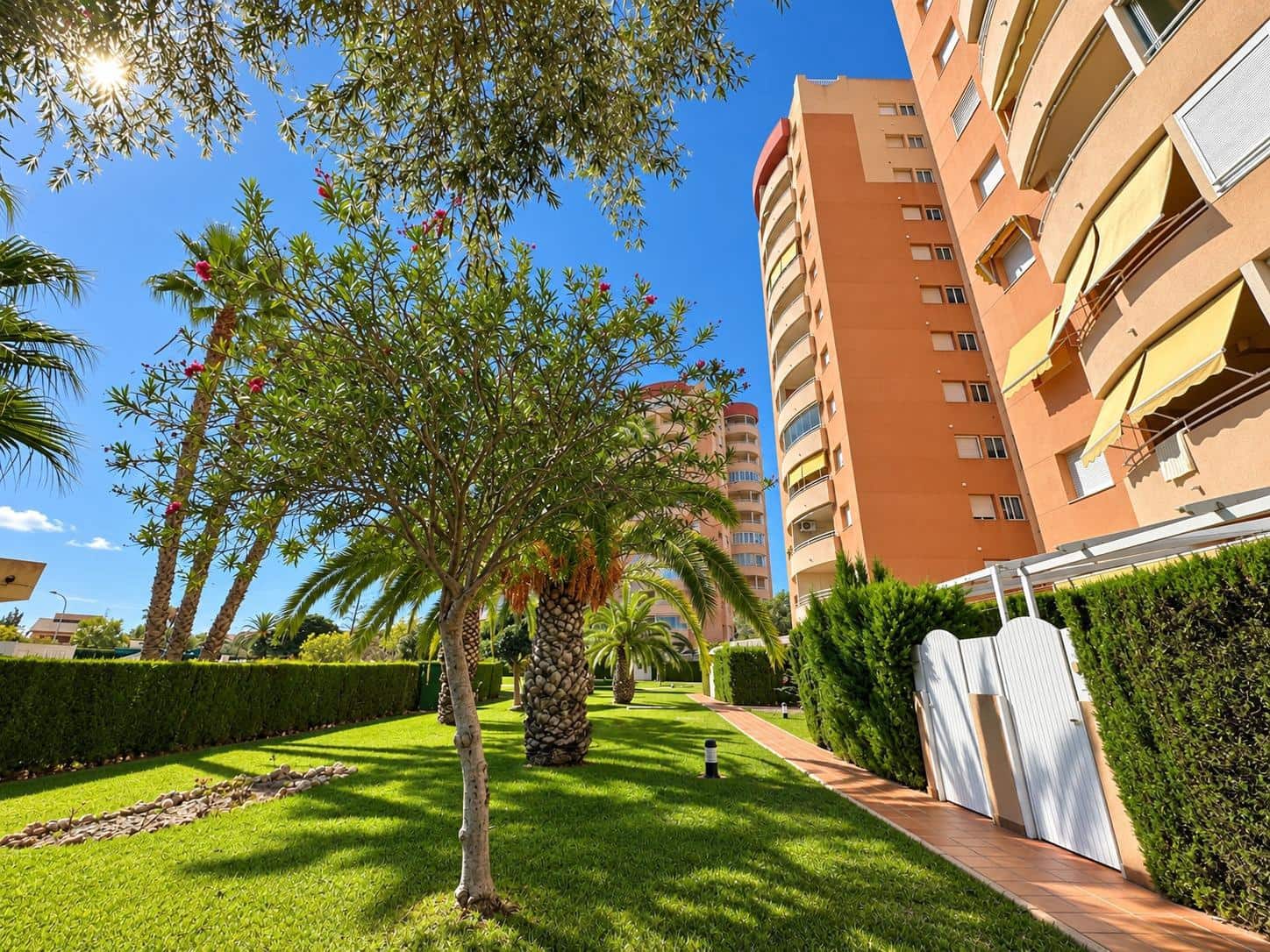 2 quarto Apartamento para venda em Orihuela Costa com piscina garagem - 290 000 € (Ref: 10103000)