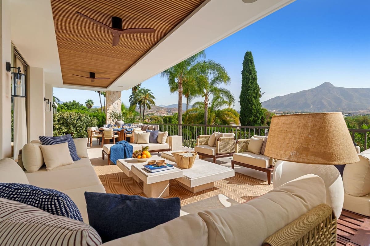 5 sypialnia Willa na sprzedaż w Nueva Andalucia z basenem - 5 150 000 € (Ref: 10103021)