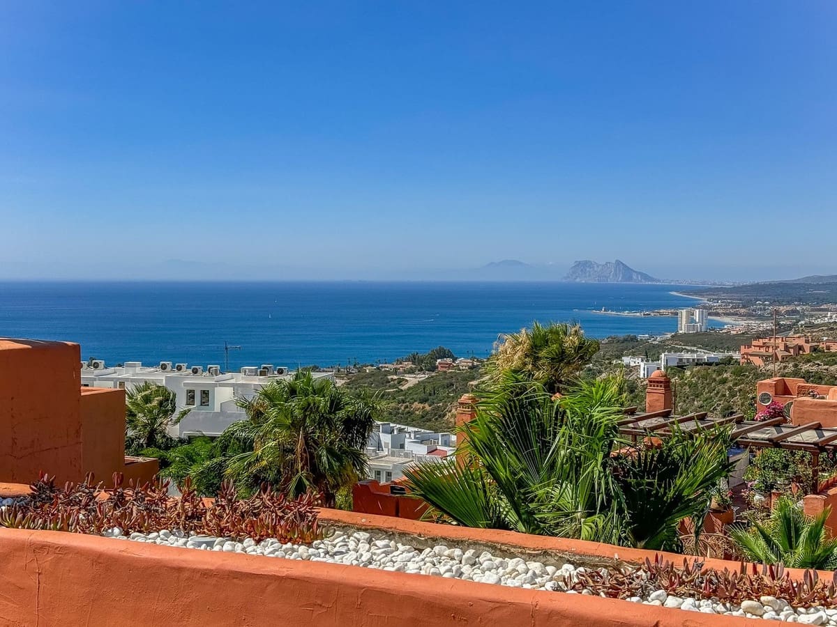 4 bedroom Townhouse for sale in Manilva with pool garage - € 479,000 (Ref: 10103033)