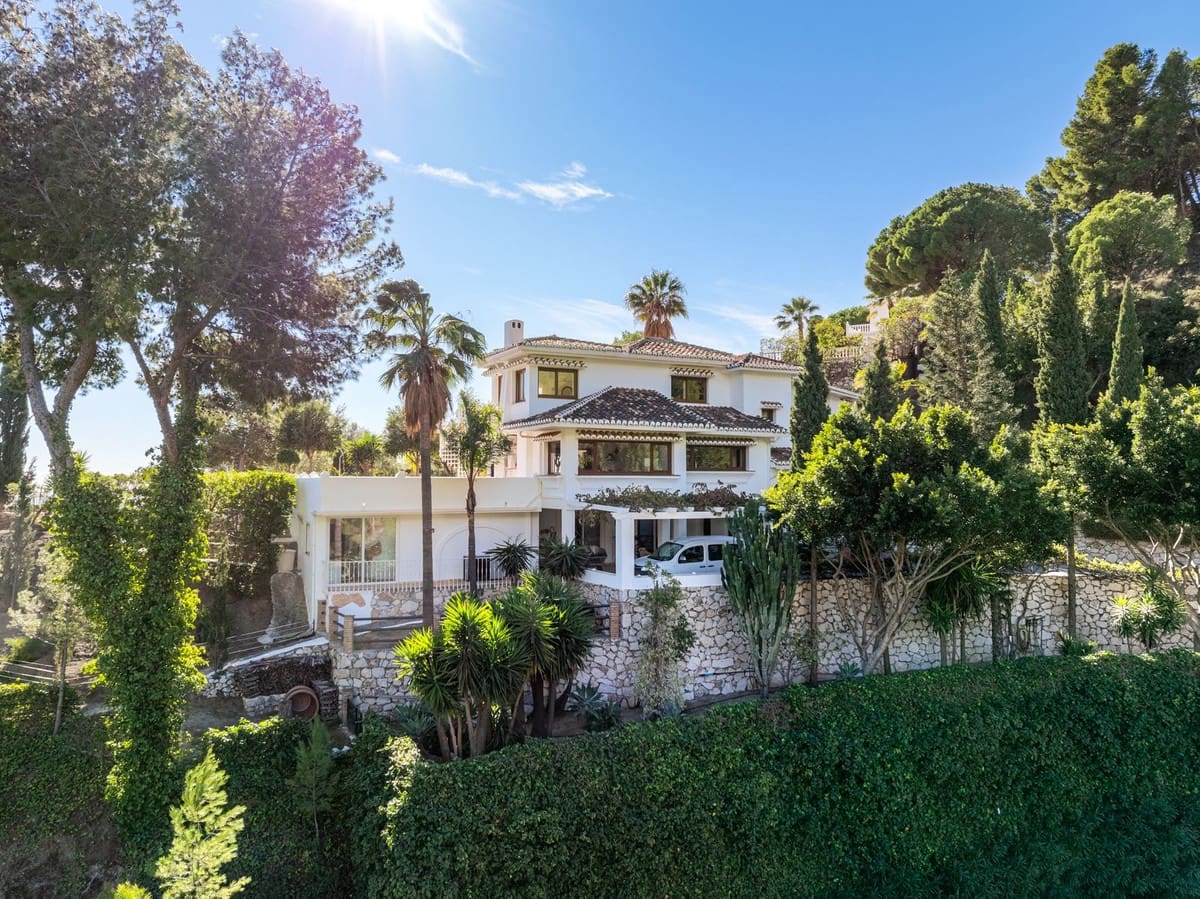 5 sovrum Villa till salu i Mijas med pool garage - 1 499 000 € (Ref: 10103034)