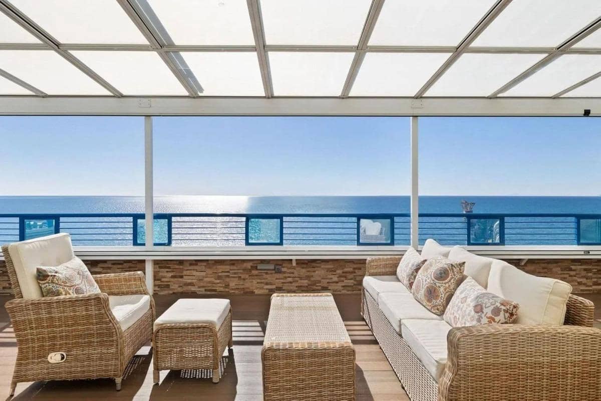 3 bedroom Apartment for sale in Marbella with pool - € 1,260,000 (Ref: 10103044)